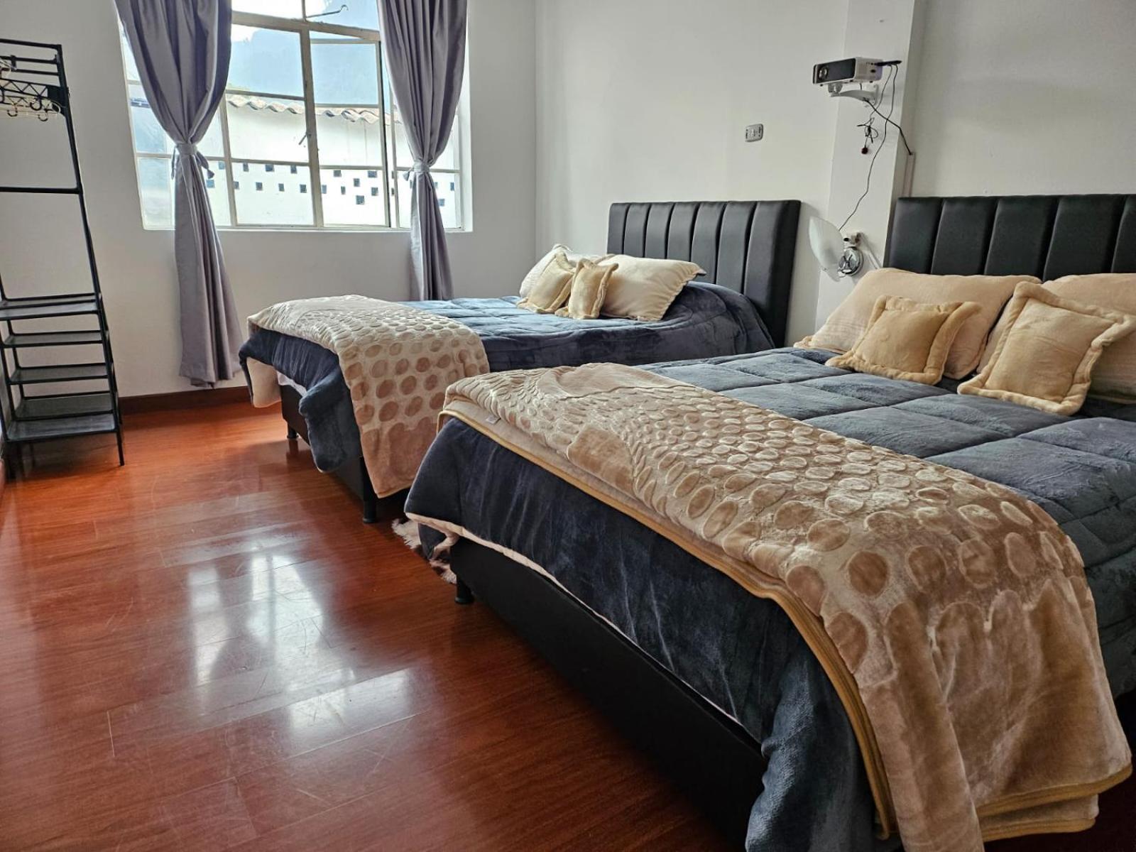 Casa Samor La Candelaria โบโกตา ภายนอก รูปภาพ